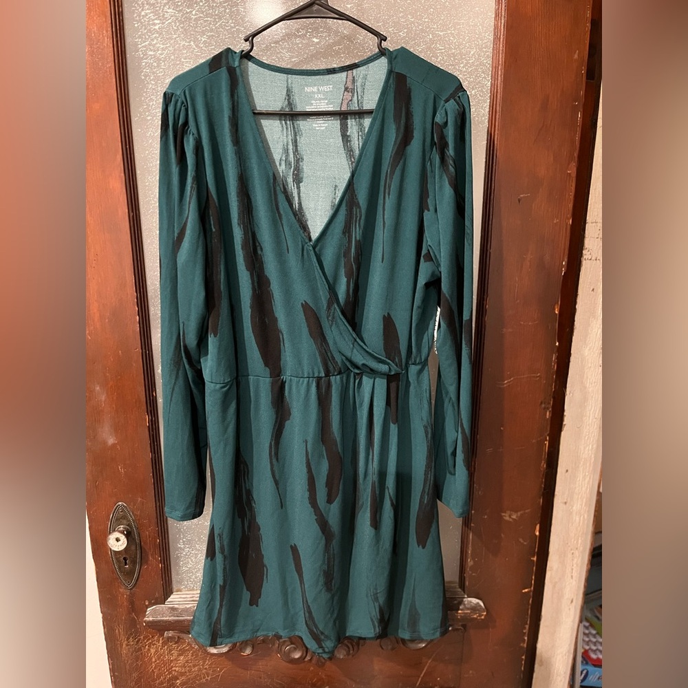 ⚫️Nine West Teal and Black Long Sleeve Dress